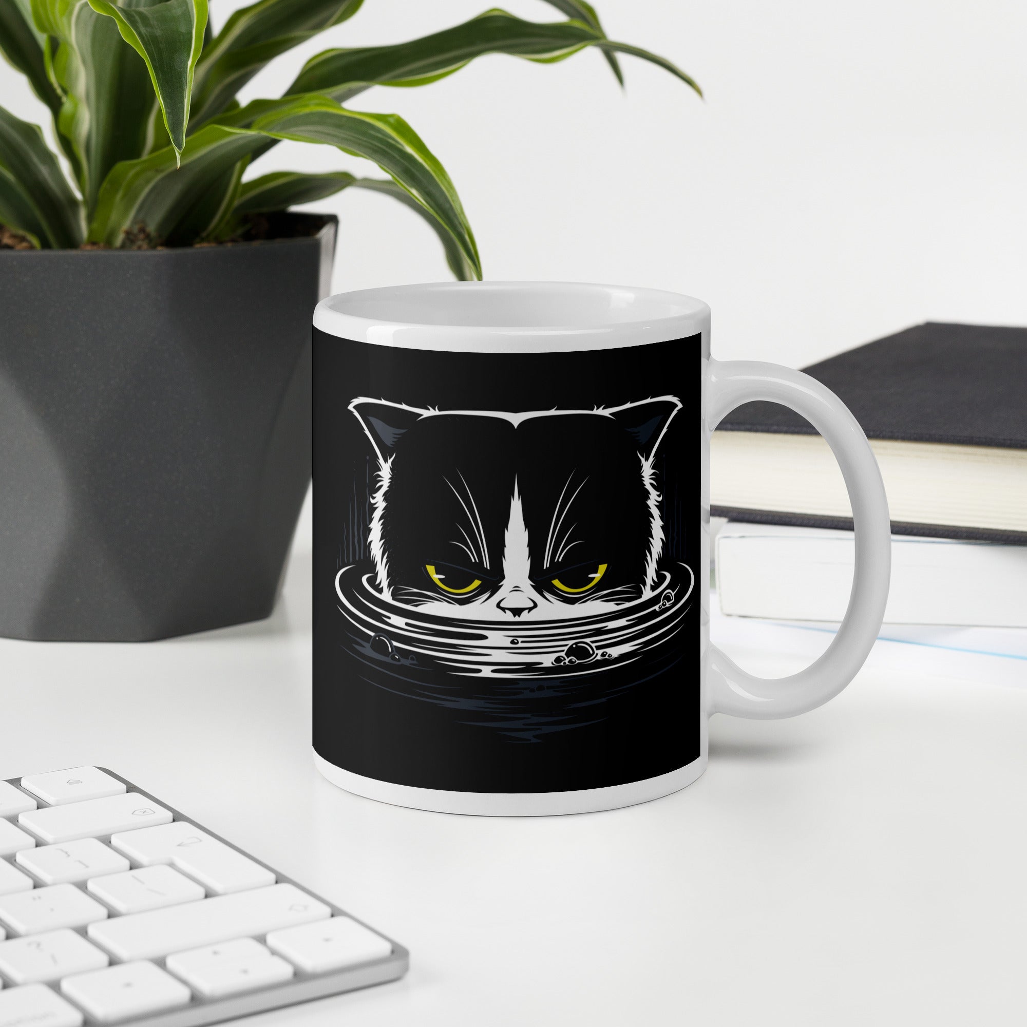 Mug Blanc Brillant Chat Dans L'eau